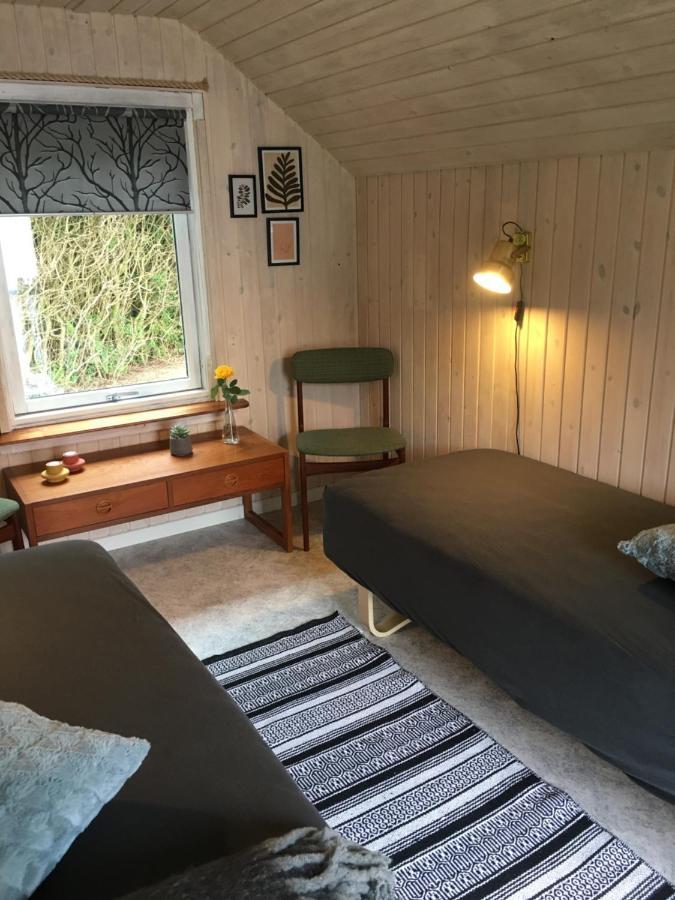Stunning Romantic Cabin Close To Baltic See Idestrup Eksteriør billede